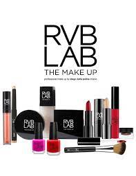 Trucco a Lunga Durata in Inverno: Consigli e Prodotti RVB LAB